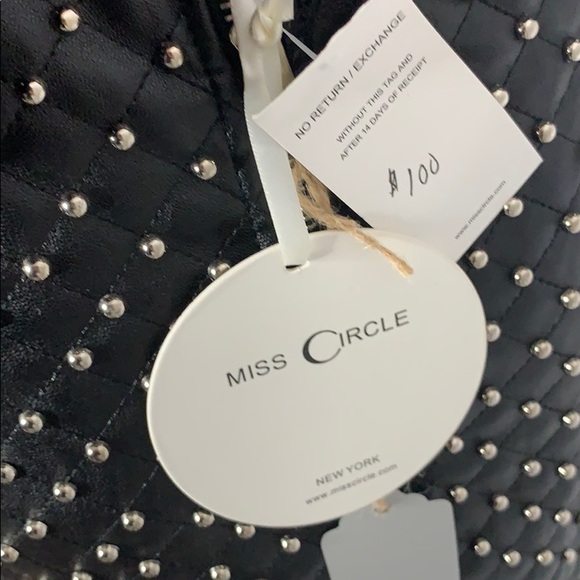 Two piece set. Jacket and skirt. - Picture 11 of 13